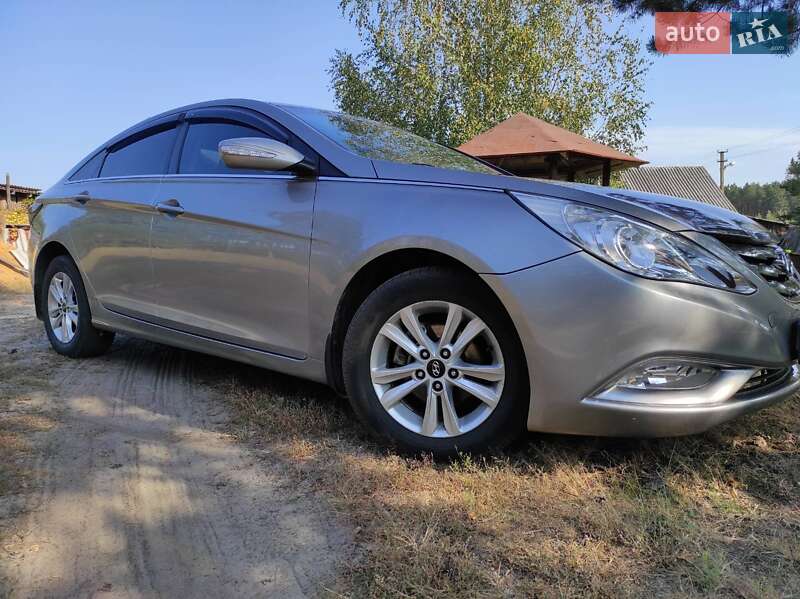 Седан Hyundai Sonata 2010 в Чернігові
