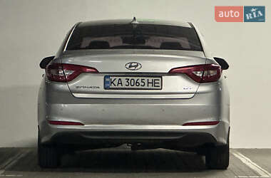 Седан Hyundai Sonata 2015 в 
