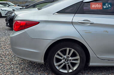 Седан Hyundai Sonata 2012 в 