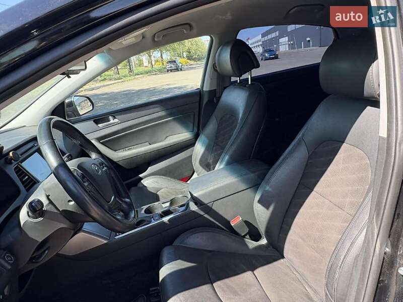 Седан Hyundai Sonata 2016 в Миколаєві