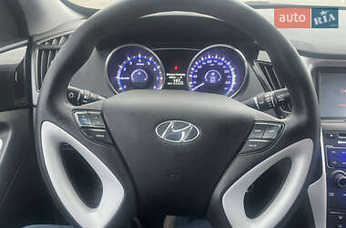 Седан Hyundai Sonata 2010 в 