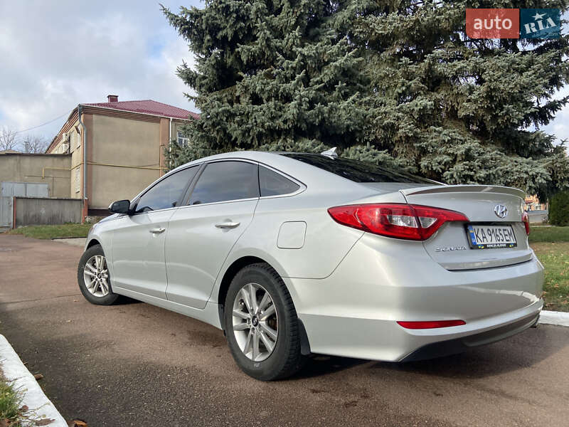 Седан Hyundai Sonata 2016 в Овруче