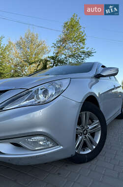 Седан Hyundai Sonata 2013 в 