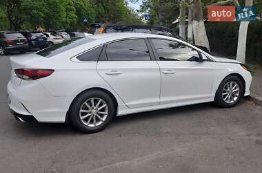 Седан Hyundai Sonata 2018 в Одессе