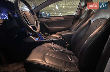 Седан Hyundai Sonata 2015 в 