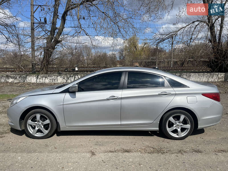 Седан Hyundai Sonata 2013 в Балаклії