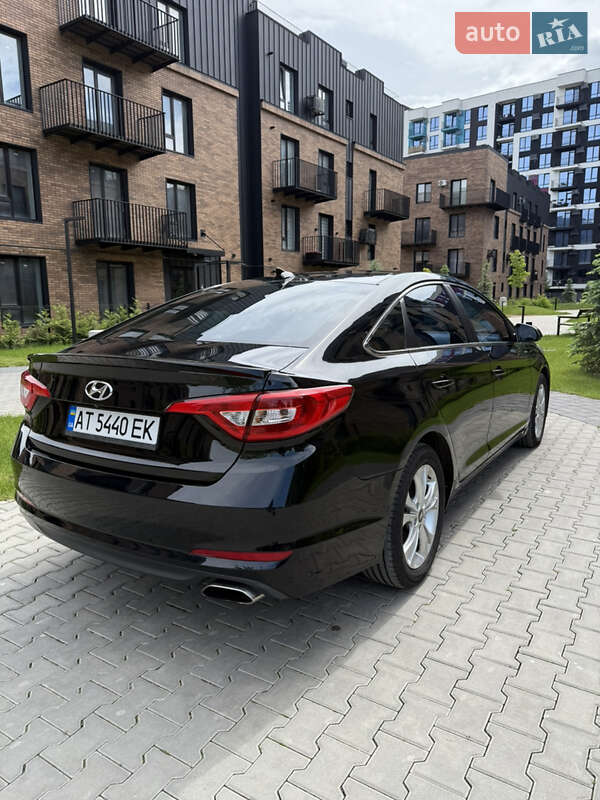 Седан Hyundai Sonata 2015 в Ивано-Франковске