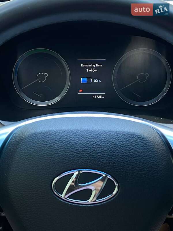 Седан Hyundai Sonata 2018 в Киеве