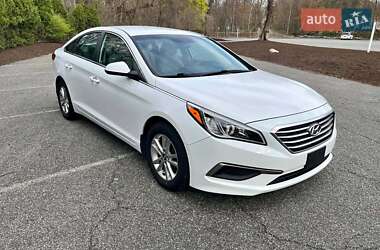 Седан Hyundai Sonata 2017 в Киеве