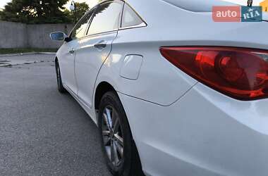 Седан Hyundai Sonata 2011 в 
