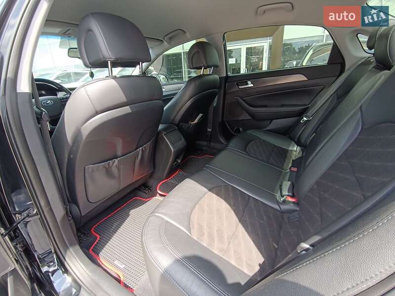 Седан Hyundai Sonata 2015 в Полтаві