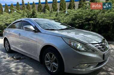 Седан Hyundai Sonata 2014 в 