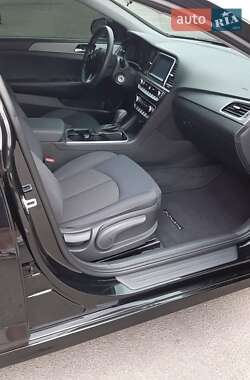Седан Hyundai Sonata 2019 в 