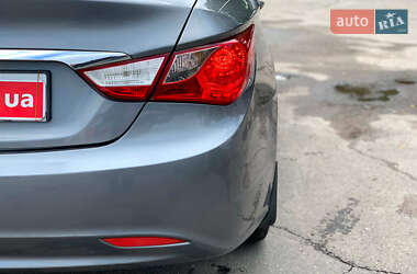 Седан Hyundai Sonata 2011 в 