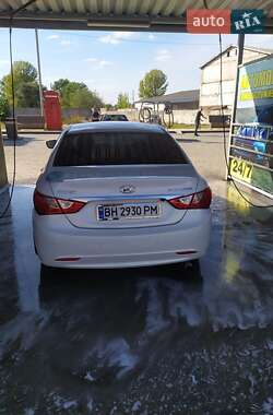 Седан Hyundai Sonata 2012 в 