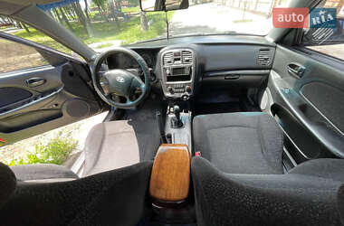 Седан Hyundai Sonata 2004 в 