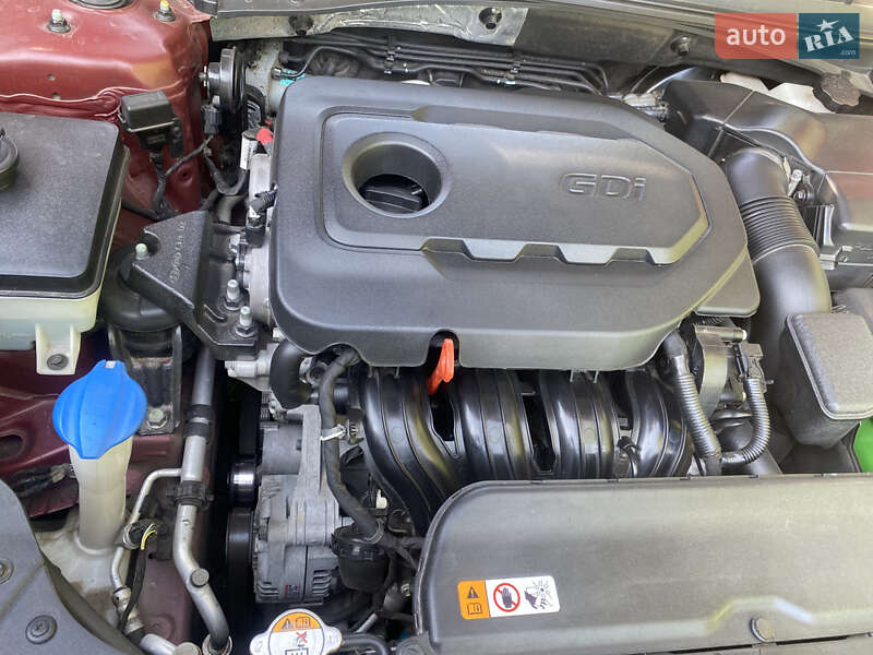 Седан Hyundai Sonata 2015 в Полтаві