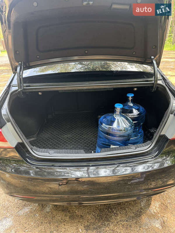 Седан Hyundai Sonata 2013 в Обухове