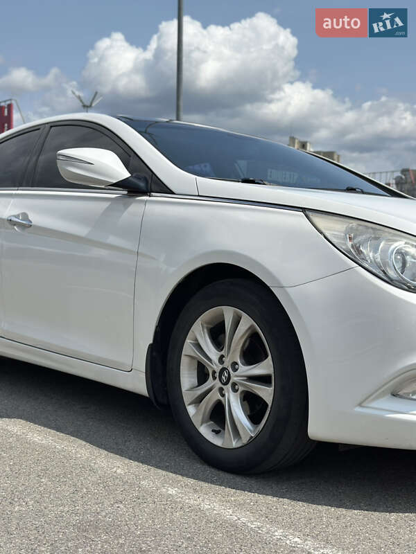 Седан Hyundai Sonata 2012 в Киеве