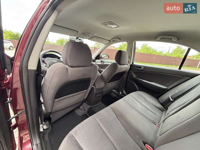 Седан Hyundai Sonata 2010 в Ивано-Франковске
