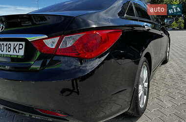 Седан Hyundai Sonata 2011 в 