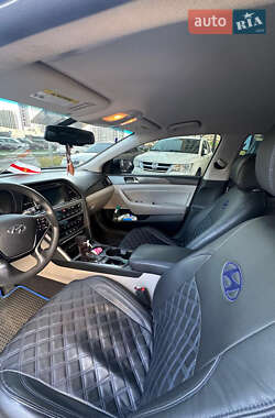 Седан Hyundai Sonata 2016 в 