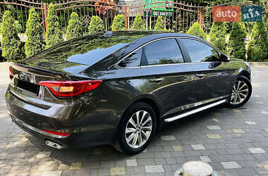 Седан Hyundai Sonata 2015 в 