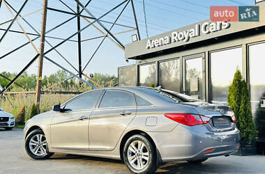 Седан Hyundai Sonata 2013 в 
