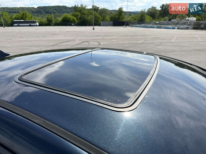 Седан Hyundai Sonata 2012 в Чернівцях