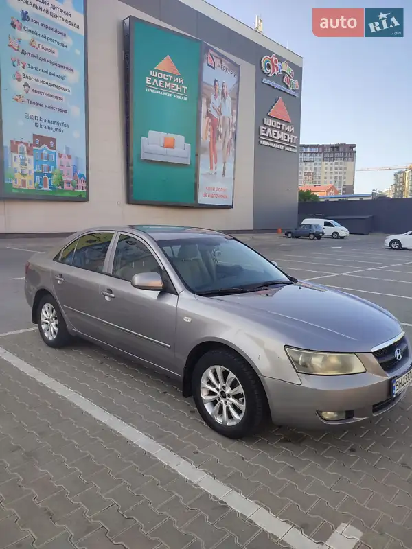 Hyundai Sonata