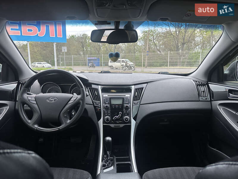 Седан Hyundai Sonata 2011 в Одессе