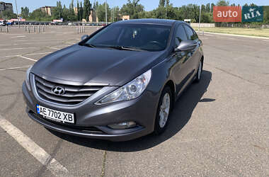 Седан Hyundai Sonata 2011 в Кривом Роге