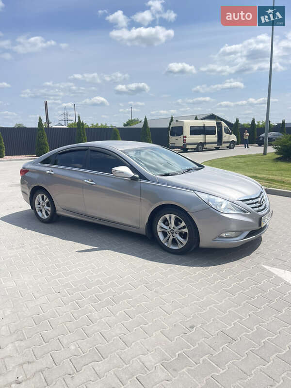 Седан Hyundai Sonata 2011 в Тернополе