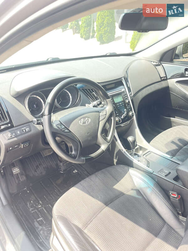 Седан Hyundai Sonata 2011 в Тернополе
