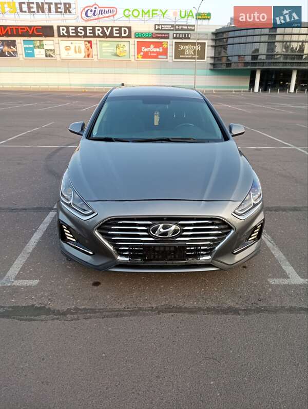 Седан Hyundai Sonata 2017 в Одессе