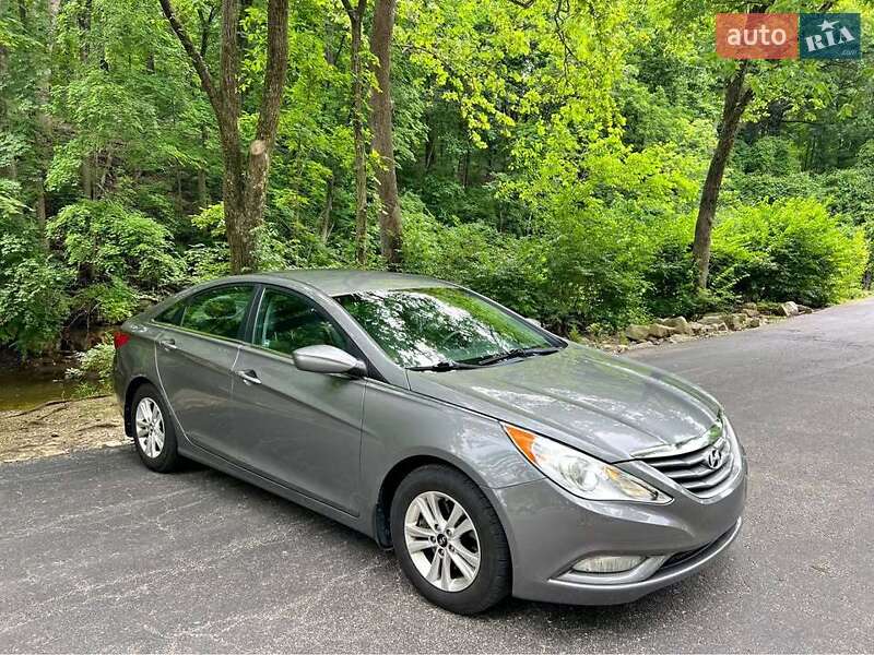 Hyundai Sonata 2013