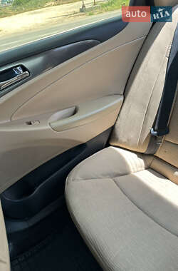Седан Hyundai Sonata 2012 в 