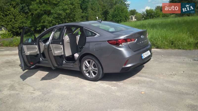 Седан Hyundai Sonata 2019 в Тернополі