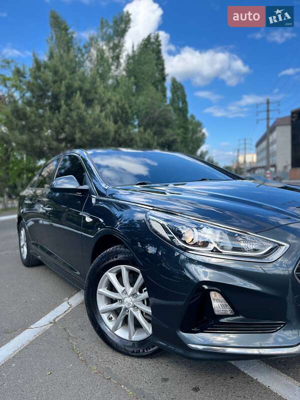 Седан Hyundai Sonata 2018 в Одессе