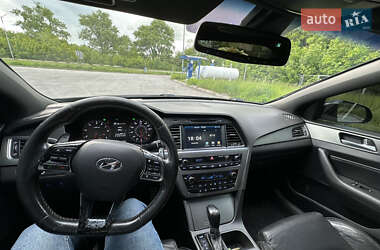 Седан Hyundai Sonata 2014 в 