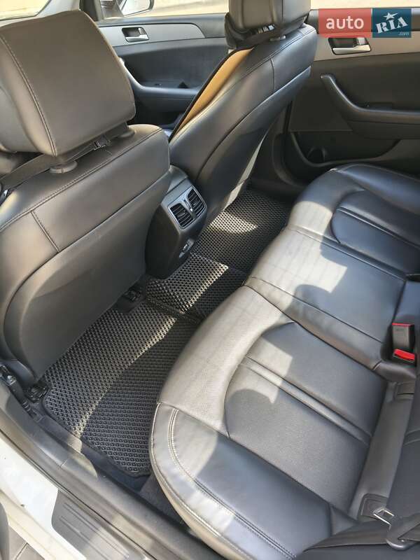 Седан Hyundai Sonata 2014 в Одессе