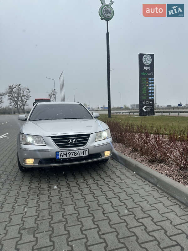 Hyundai Sonata 2009