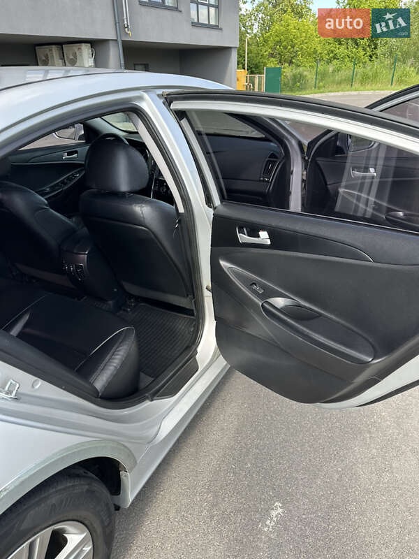 Седан Hyundai Sonata 2014 в Рівному фото 28 Седан Hyundai Sonata 2014 в Рівному
