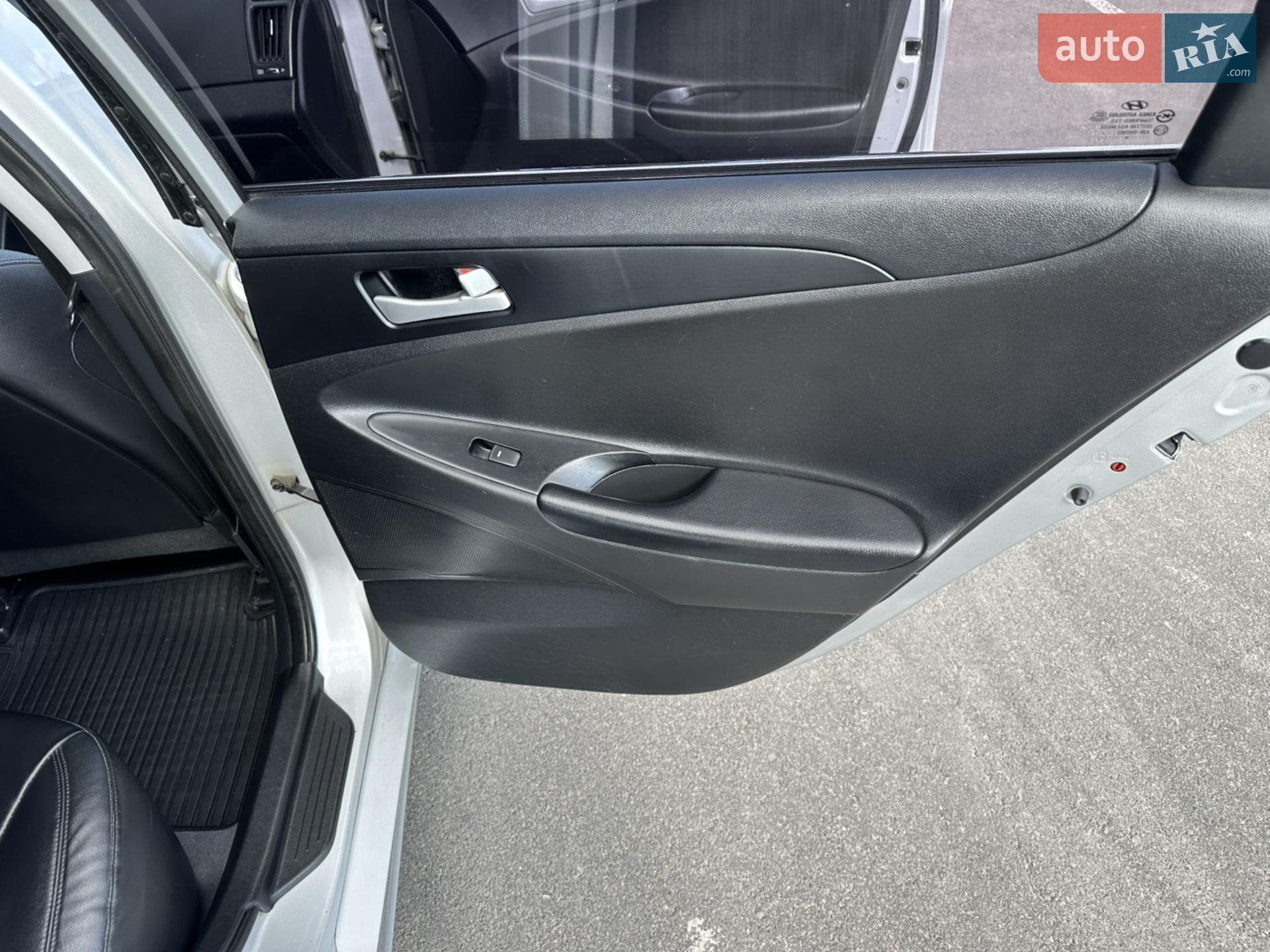 2014 Hyundai Sonata - мініатюра 31