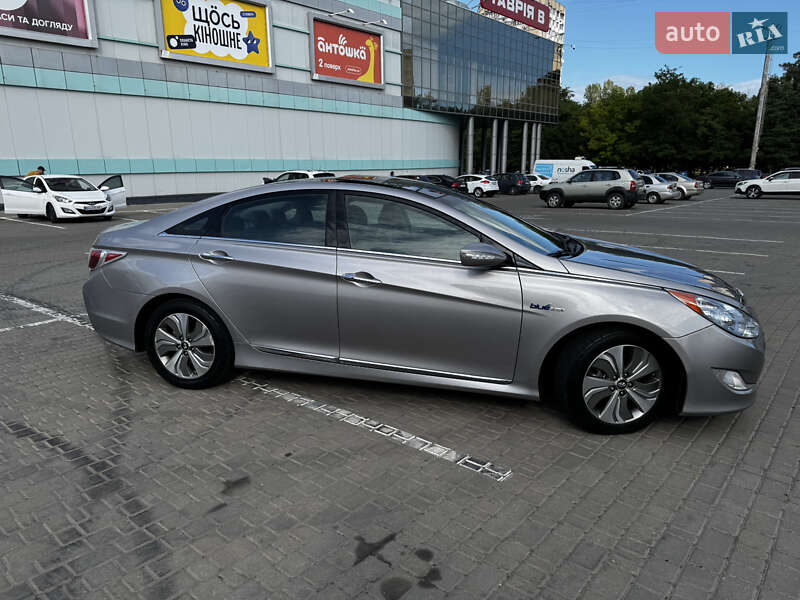 Седан Hyundai Sonata 2013 в Одессе