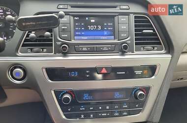 Седан Hyundai Sonata 2015 в 