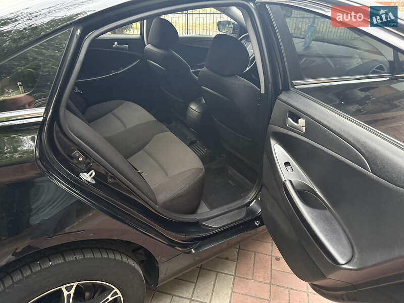 Седан Hyundai Sonata 2010 в Запорожье