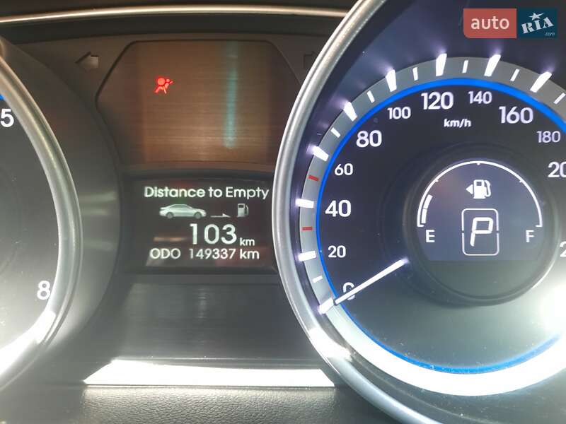 Седан Hyundai Sonata 2011 в Карлівці