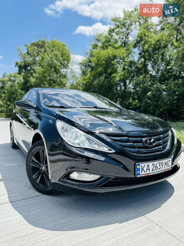 Седан Hyundai Sonata 2011 в 