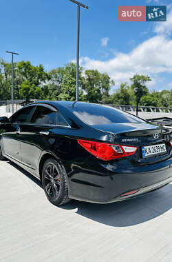 Седан Hyundai Sonata 2011 в 